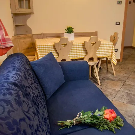 Pedranzini 公寓式酒店 4*