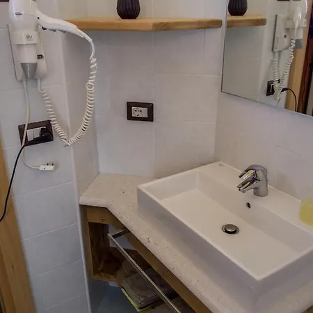 Hotel apartamentowy Pedranzini 2*